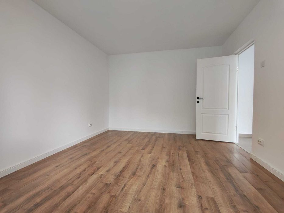 Apartament 3 camere renovat - etaj 7 - str Jean Steriadi - Titan