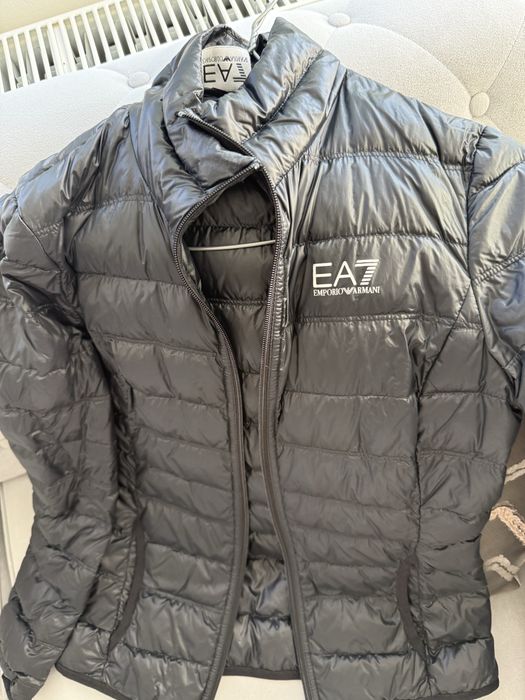Яке emporio armani