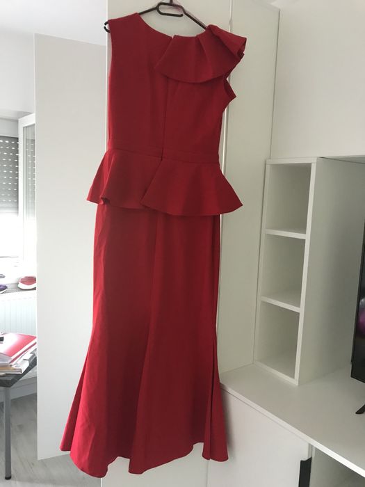 Vând rochie in stare impecabila!