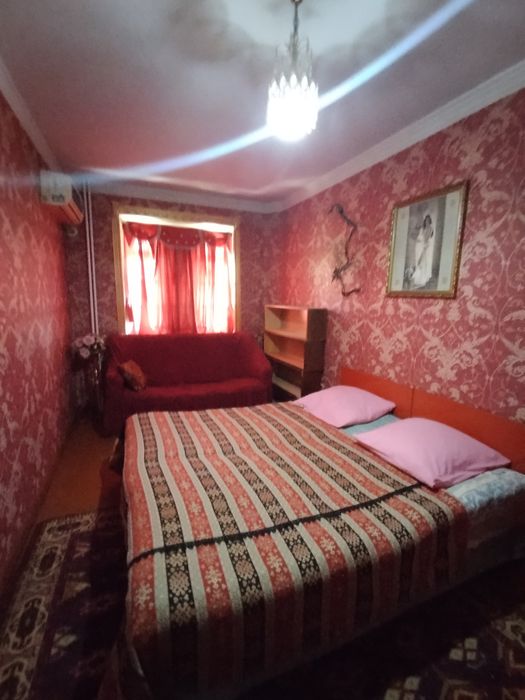 Ijaraga kvartira beriladi Mikrayon bozorcha olda  2 xona  2 etaj