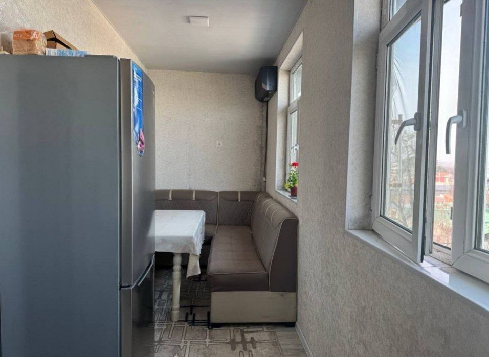 Юнусабад 11 - 2/4/4    балкон 2/6.  58м²