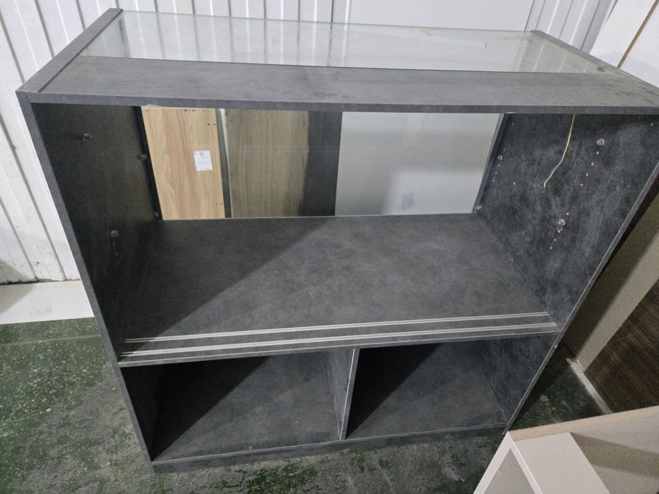 Витрина савдо учун тайор