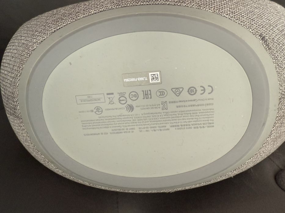 Boxa bluetooth haman kardon onyx studio 5