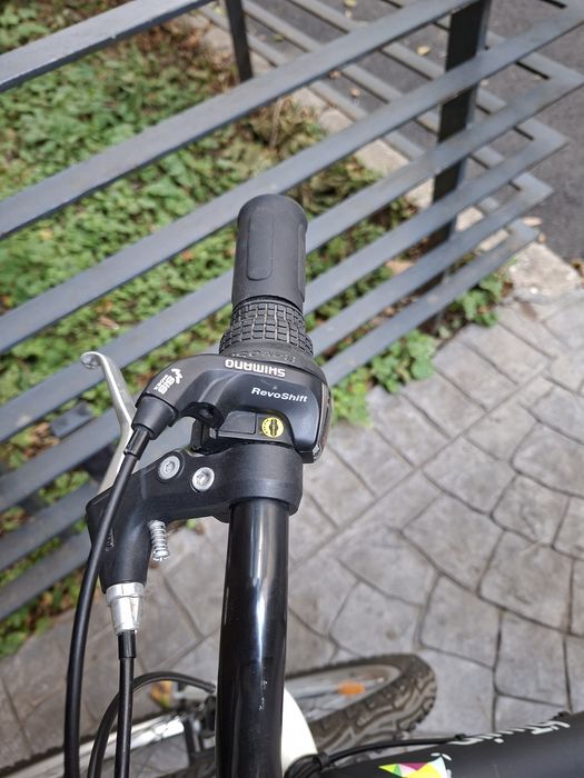 Bicicleta copii 24 inchi aproape noua