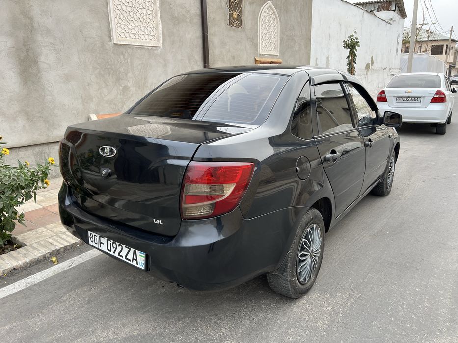 Lada Granta 2012 — 3