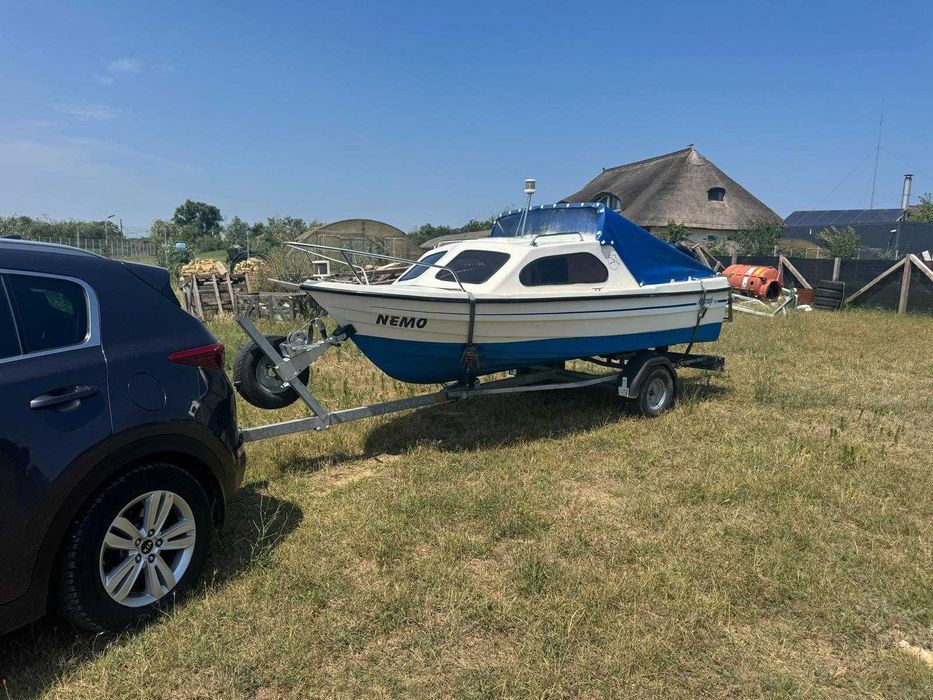Barca semicabinata Mystraly 430+Motor+Peridoc sau schimb tot cu ambarcatiune