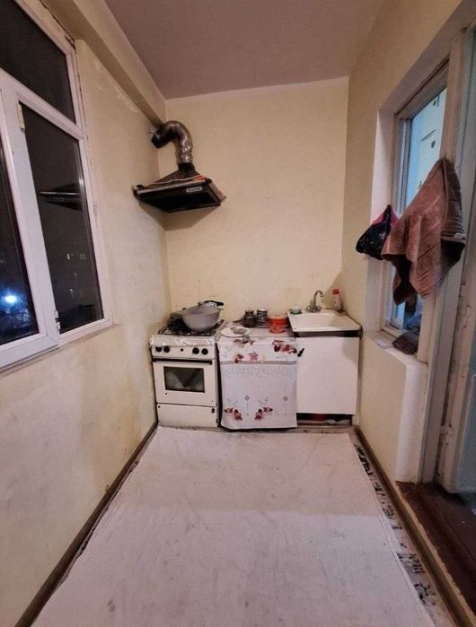 Алгоритм  1/3/4. 2х6 балкон срочно продаётся квартира