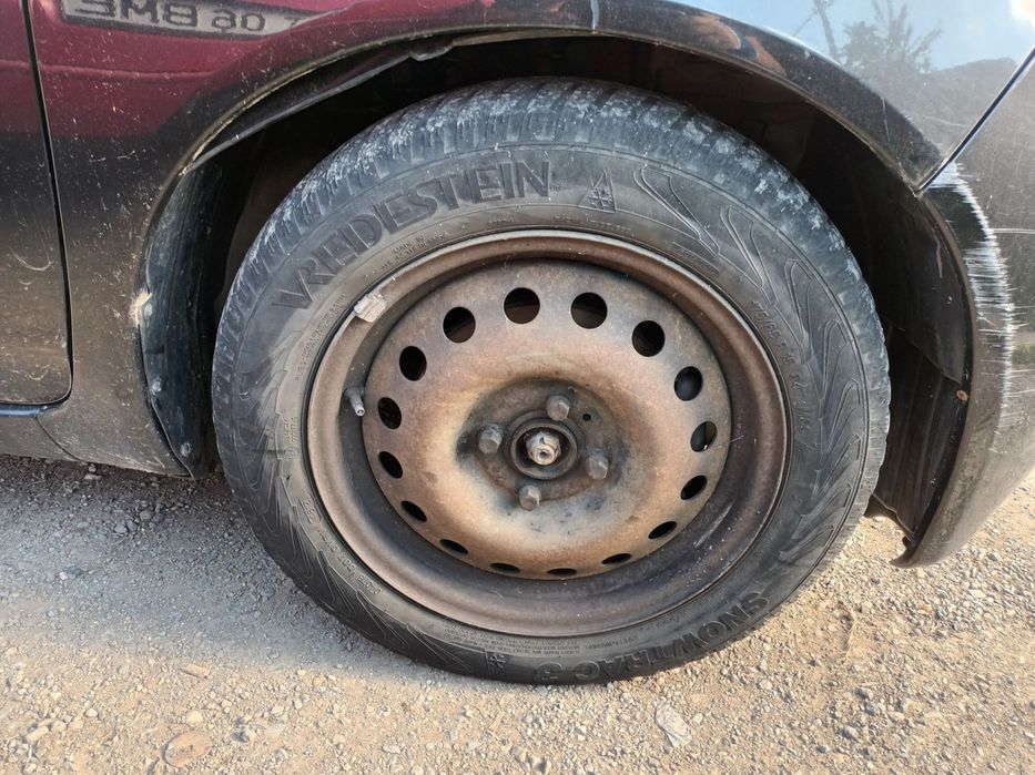 Dezmembrari  Nissan MICRA 3 (K12)  2003  > 2010 1.2 16V Benzina