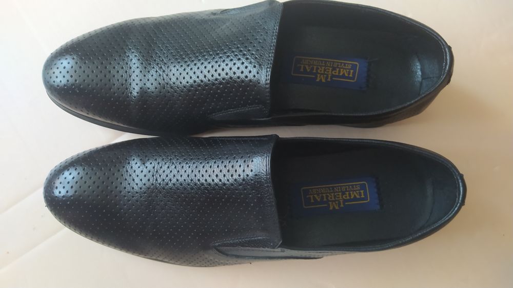 Продам мужскую обувь