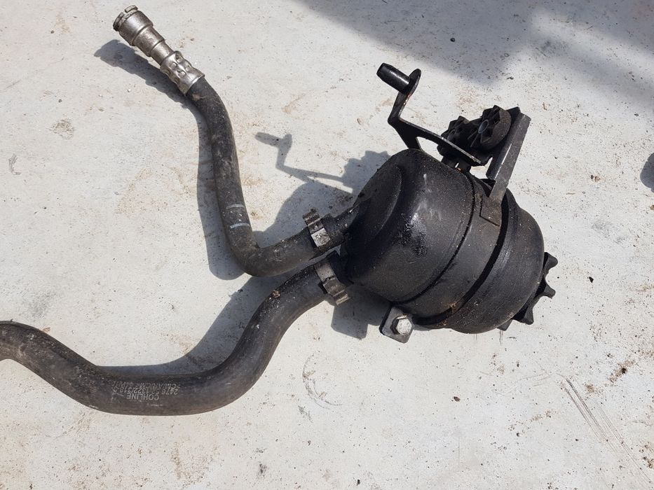 Казанче хидравлика бмв е90 е91 е92 е93