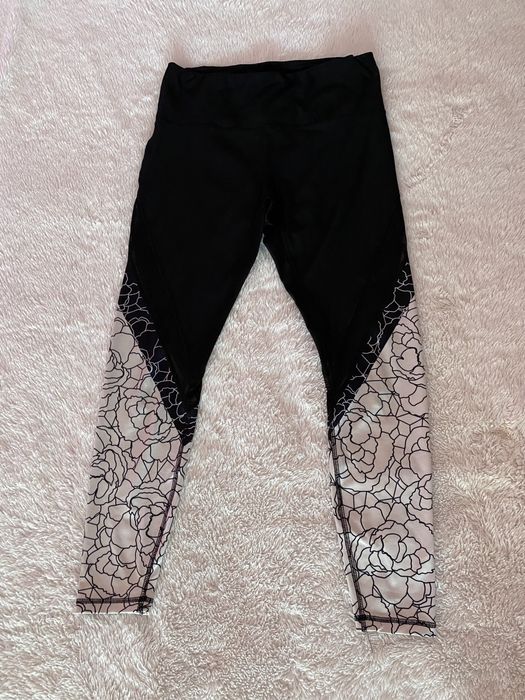 Дънки - Pull and bear, клин - My Protein; М р-р