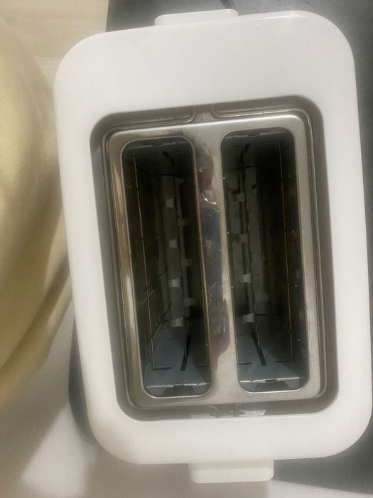 Тостер Braun HT101AI