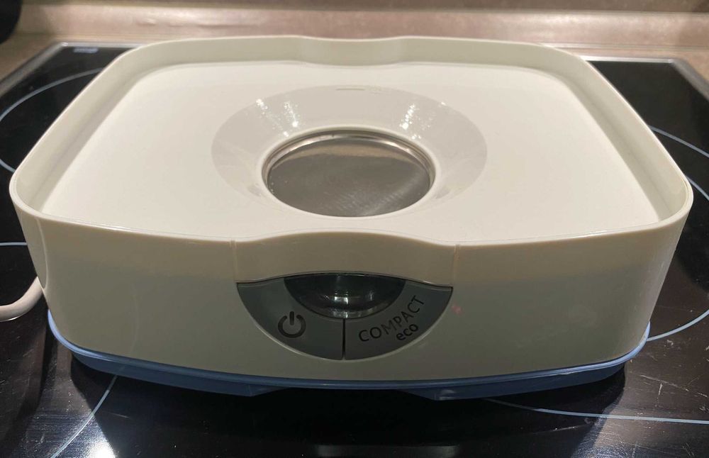 Продавам електрически стерилизатор 3 в 1 на CHICCO