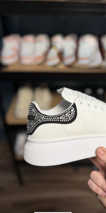 Alexander McQueen - Noi!