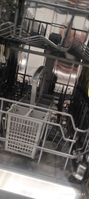 Продавам съдомиялна машина Gorenje