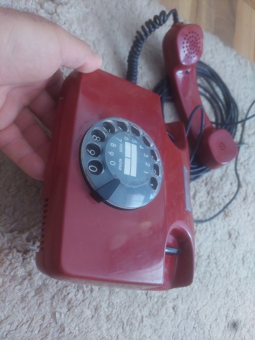 Telefon fix cu fir,model cu disc ,de decor