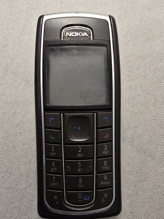 Nokia 6230 – clasic, funcțional, ideal colecție