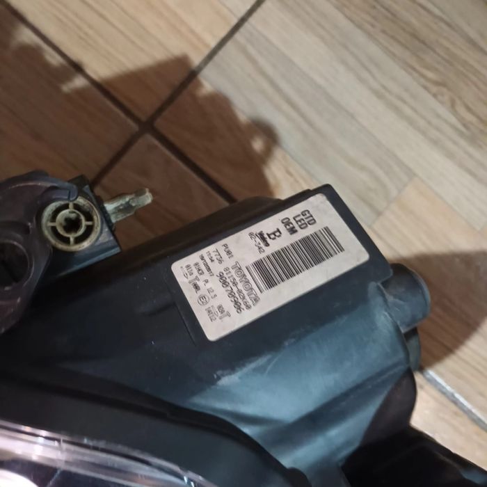 Far xenon full led toyota auris 2016