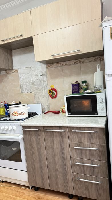 Кухонный гармтур угловой