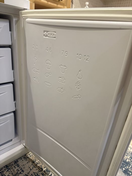 Продам морозильник 50 тыс
