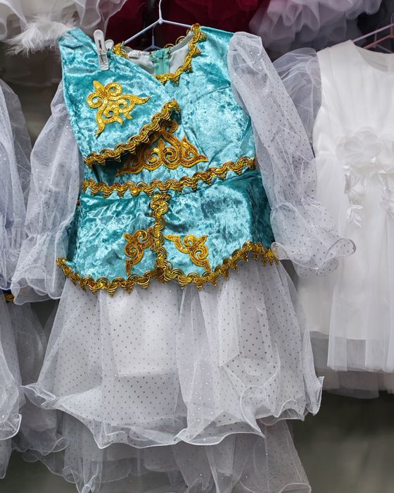 Национальные платье 6800