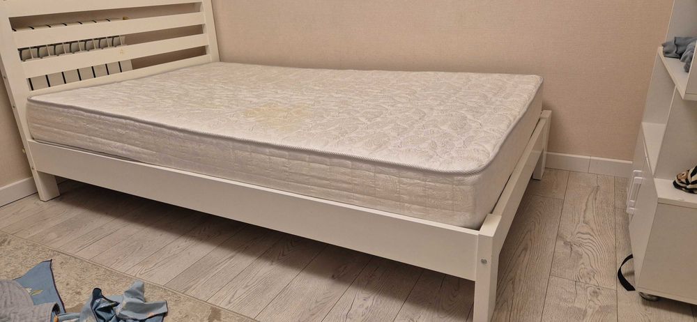 Кровать 220×125.