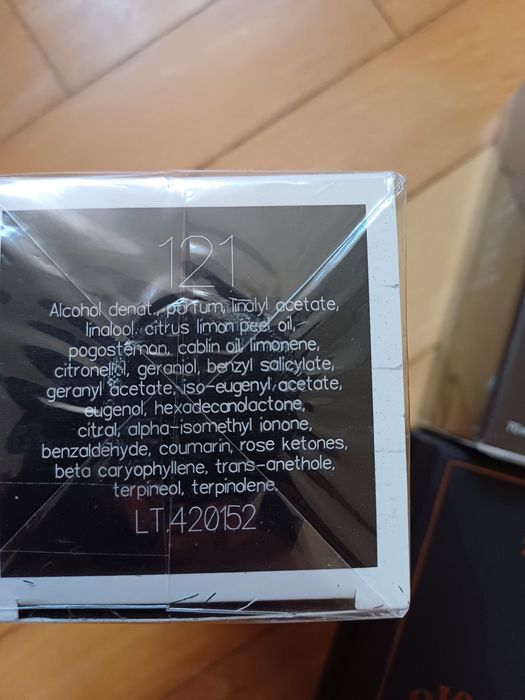 Parfumuri produse în Italia