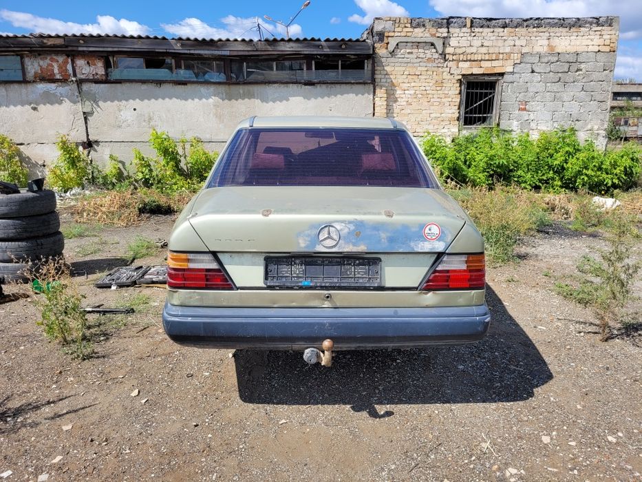 Разбор мерседес 124