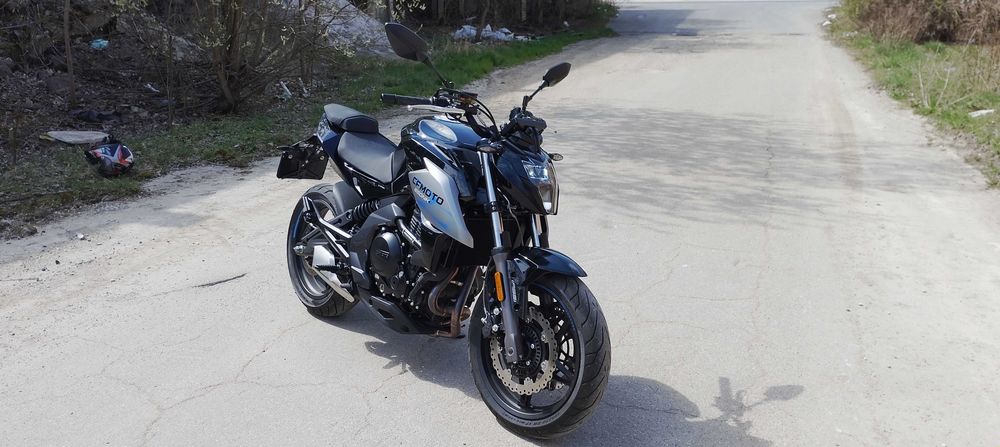 Vând motor CF MOTO NK 650, an 2024, cu doar 200 km la bord!