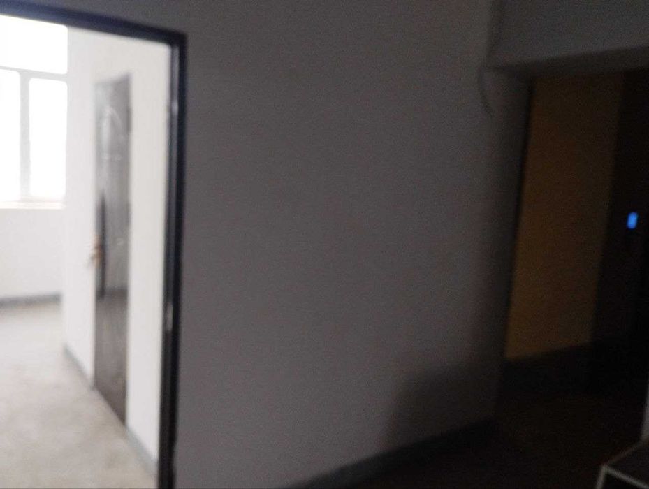 Ер тўласига ва 1 хона квартираси ичида бўлган магазин сотилади.