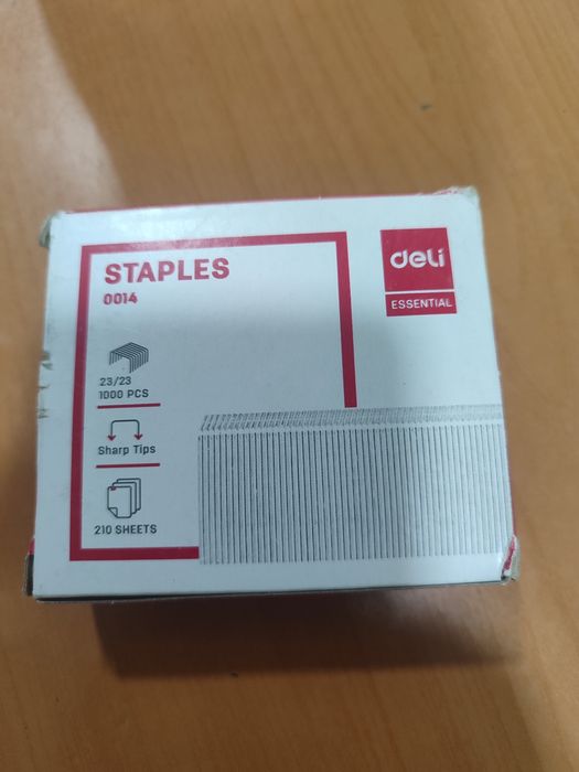 Продается большой степлер для книг