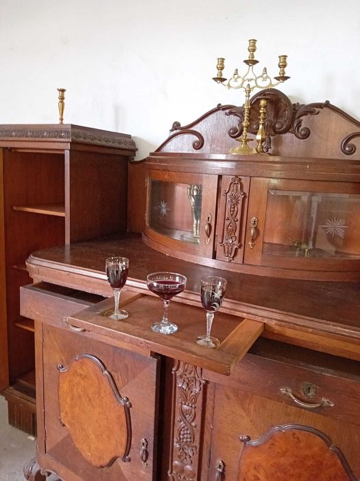 Dulap vintage living