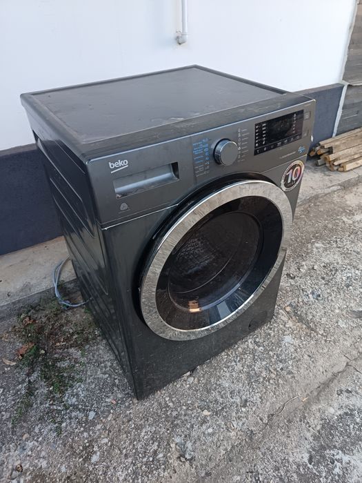 Mașina de spălat rufe