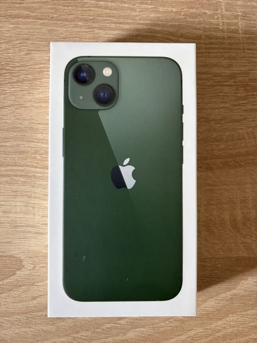 iPhone 13 Green