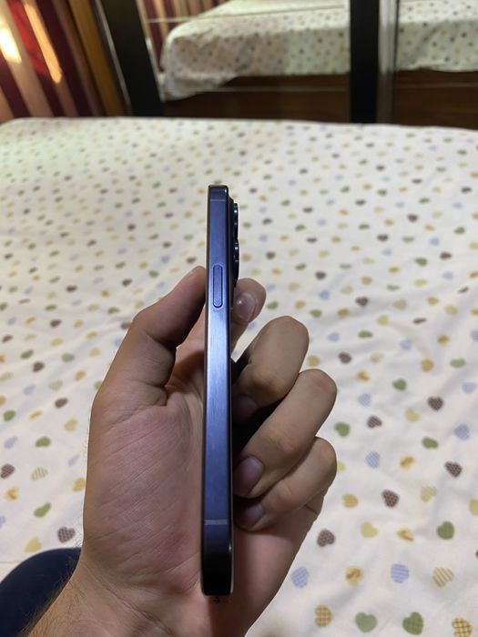 Сотилади iPhone 15 pro