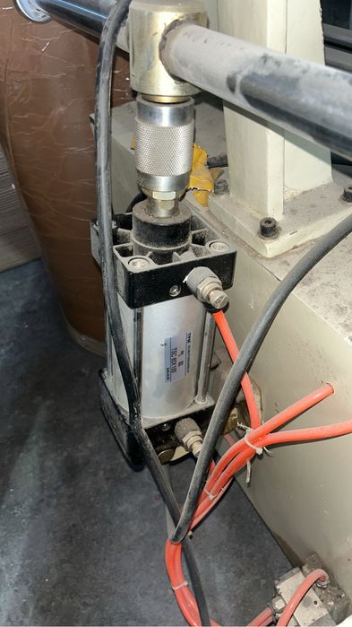 Фтулкорез шпулерез  станок для резки картонных фтулок