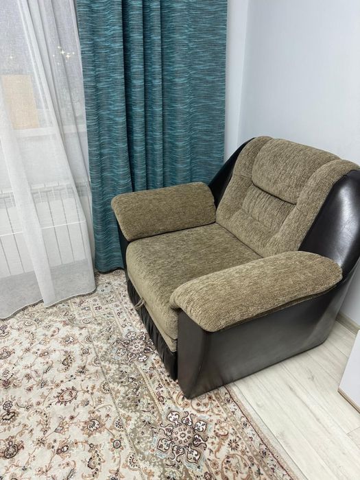 Продается диван и кресло