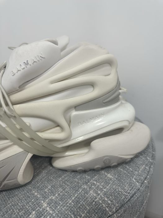 Balmain unicorn albi