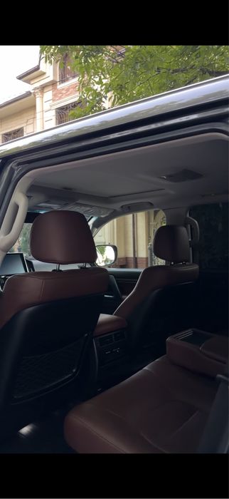 Toyota land cruiser 200