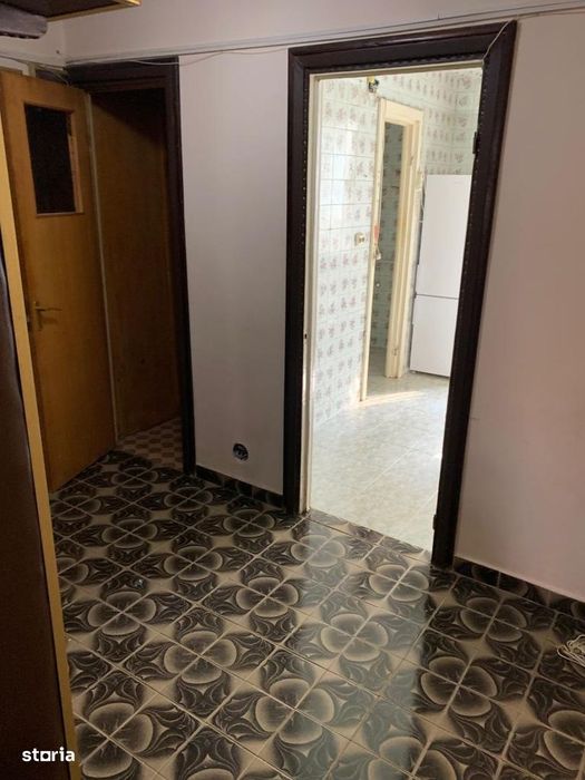 3 Camere decomandat - Centrala-Drumul Taberei - Lovinescu
