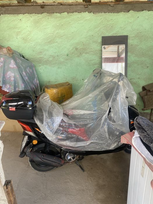 Продам мопед Nomad 700