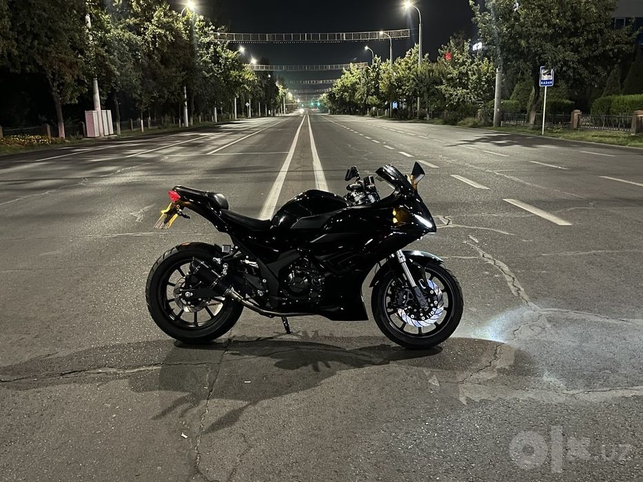 Mototsikl Nooma 400 kub l