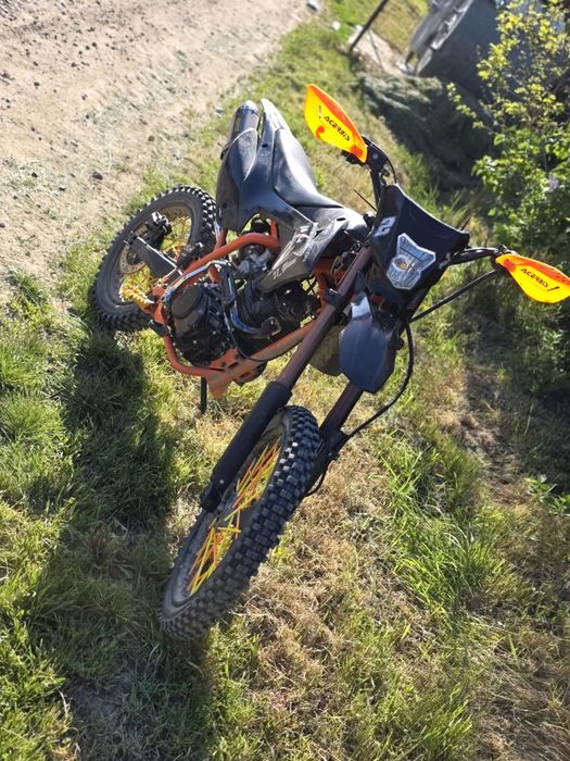 Vând kxd 150cc falcon