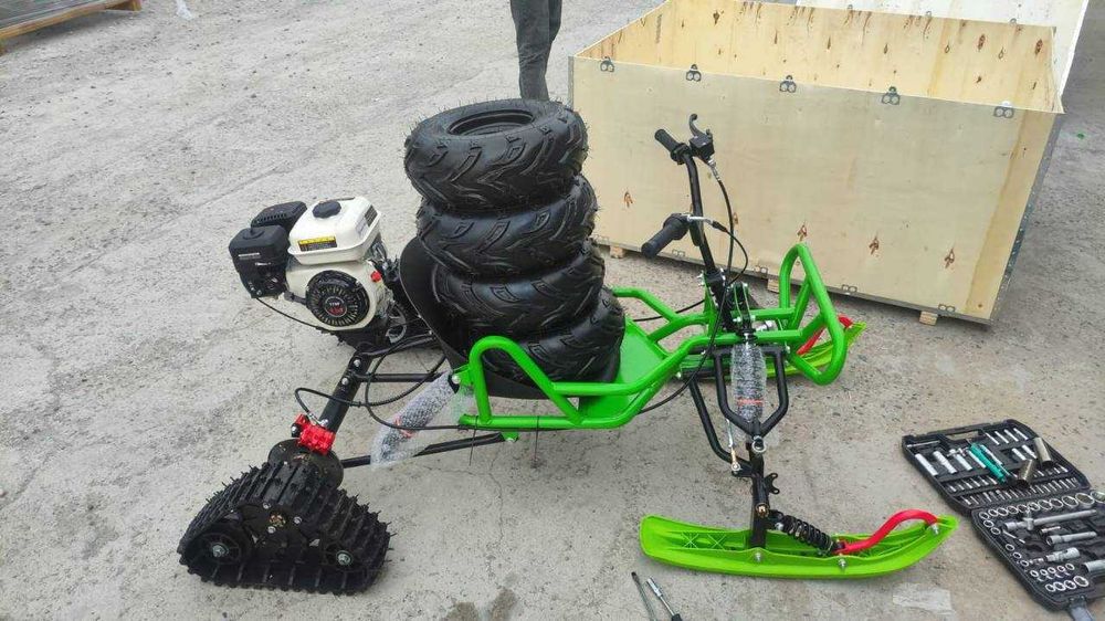 Снегокат -снегоход для развлечений