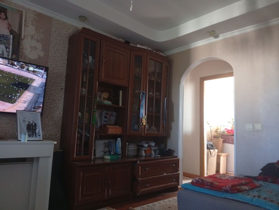 Продам  трёхкомнатную квартиру