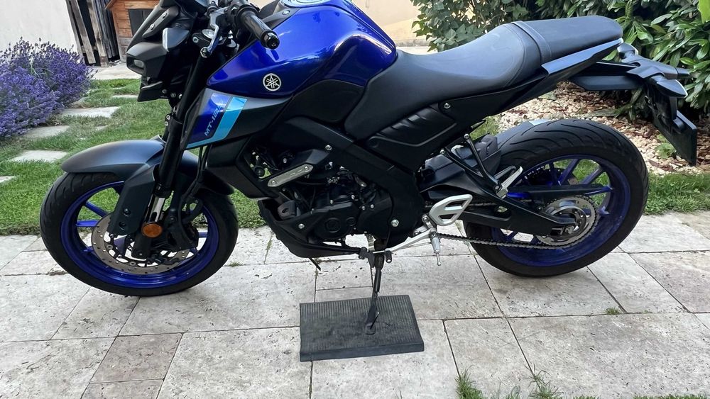 Motocicleta A1 Yamaha MT-125