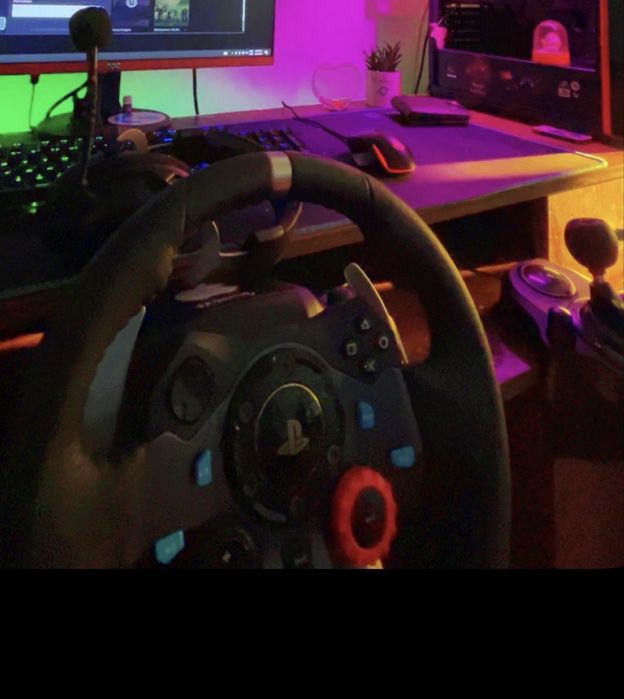 Volan logitech G29 + H-Shifter
