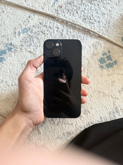 iPhone 13 256gb.