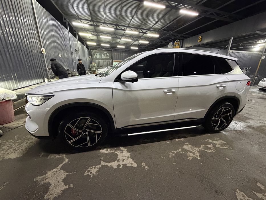 Продаю собственную BYD Song Pro 71km Flagship