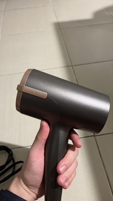 Feon/Uscator de par Remington ONE D6077 in garantie